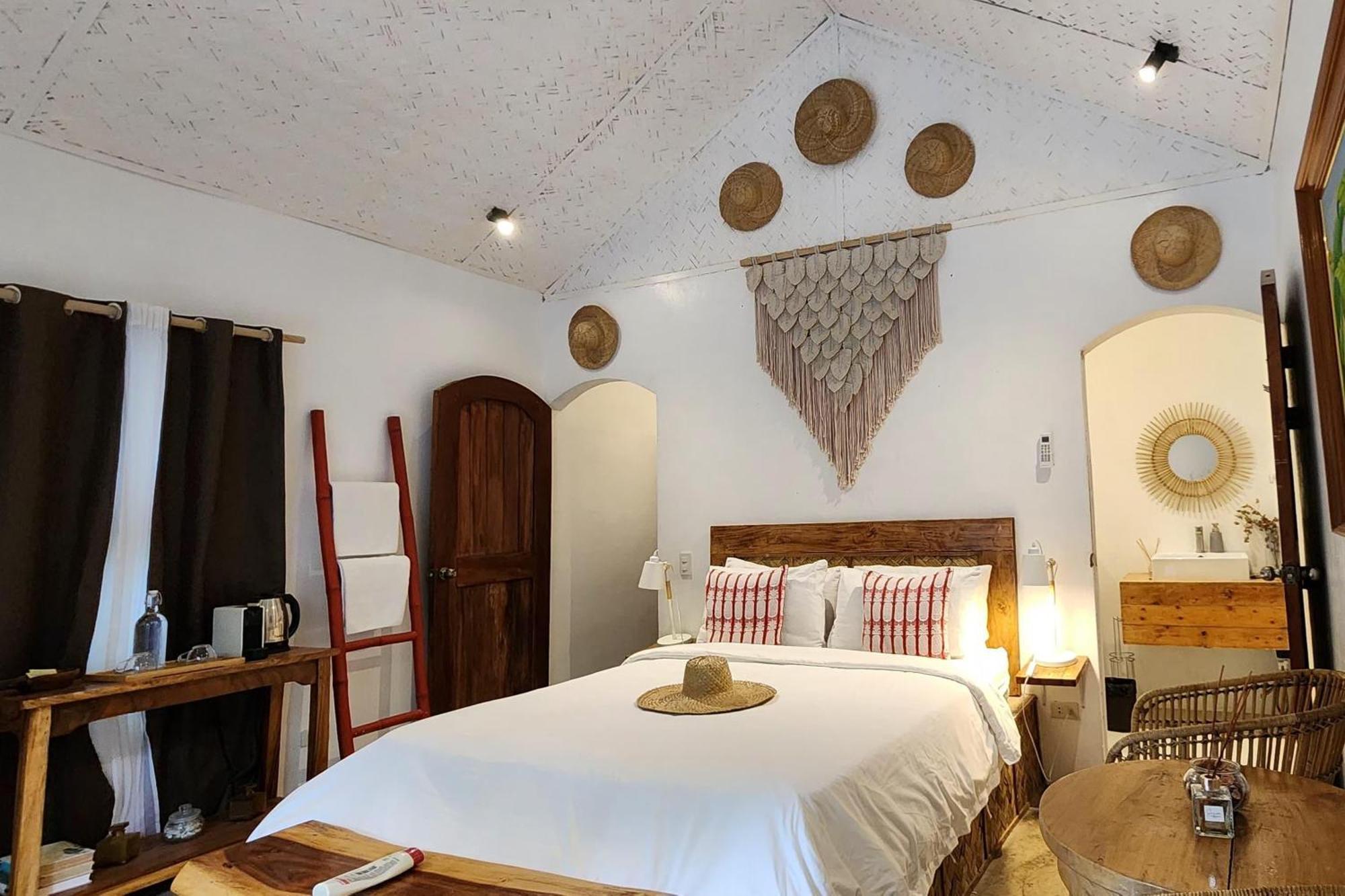 Sirom Beach House Tambobong Buitenkant foto