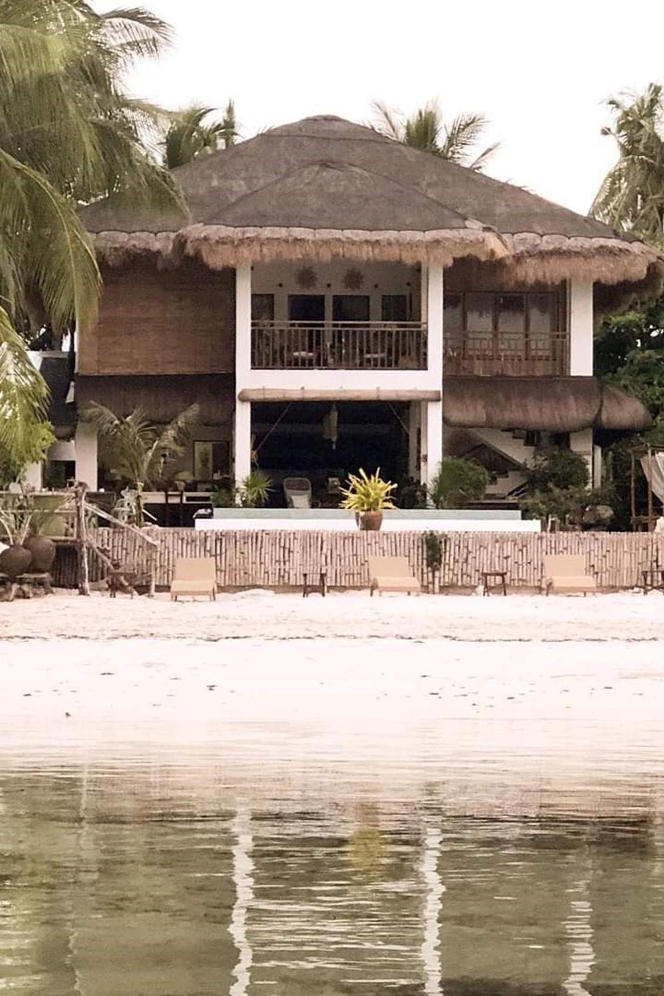 Sirom Beach House Tambobong Buitenkant foto