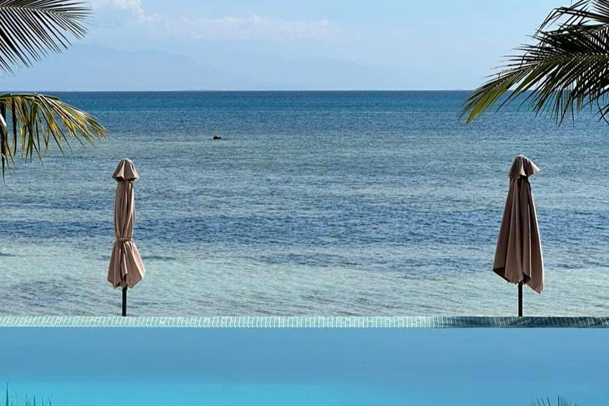 Sirom Beach House Tambobong Buitenkant foto