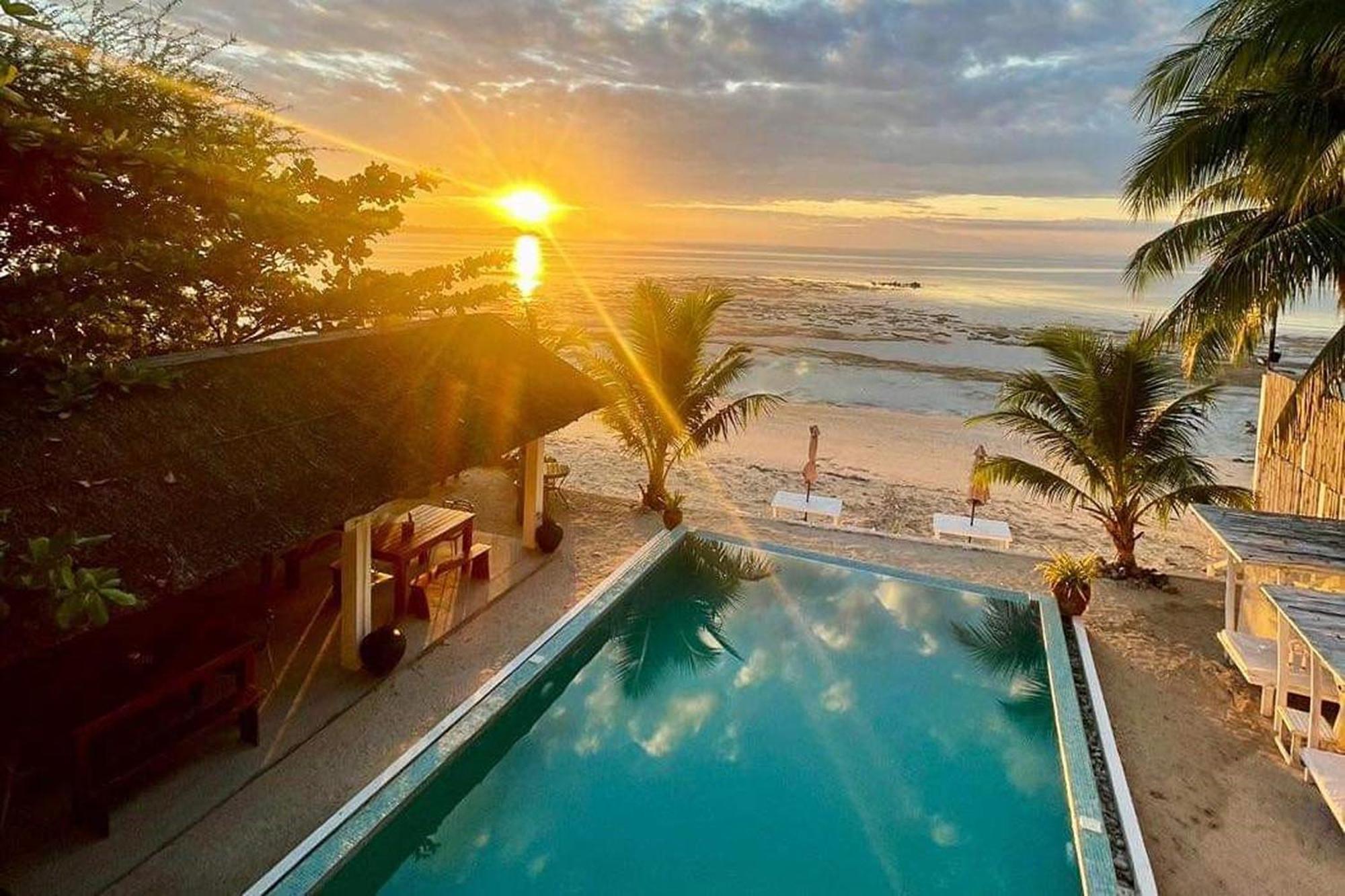 Sirom Beach House Tambobong Buitenkant foto